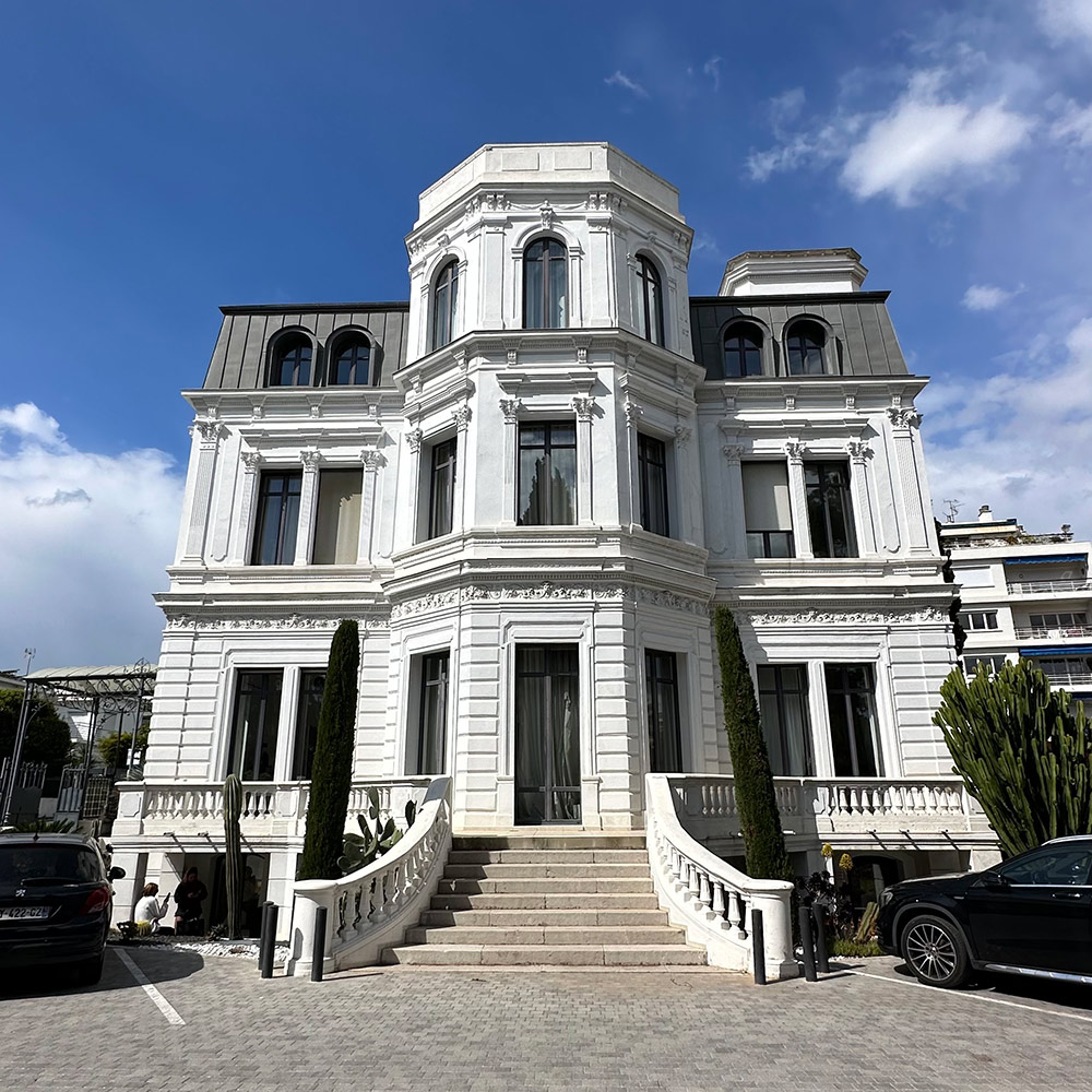 clinique-villa-latour-Nice Dr Philippe Letertre, chirurgien esthétique à Nice